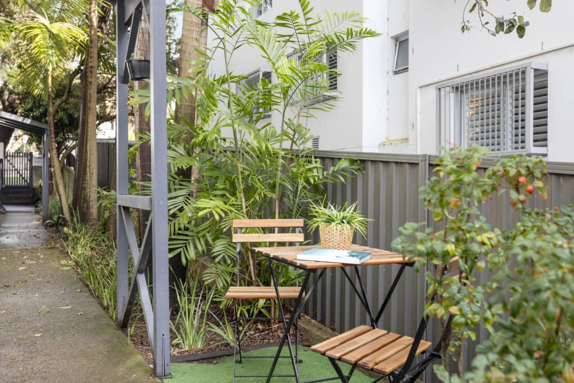 Escape Winter In Bondi - 2mins To